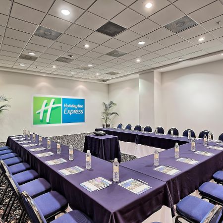 Holiday Inn Express Villahermosa By Ihg Buitenkant foto