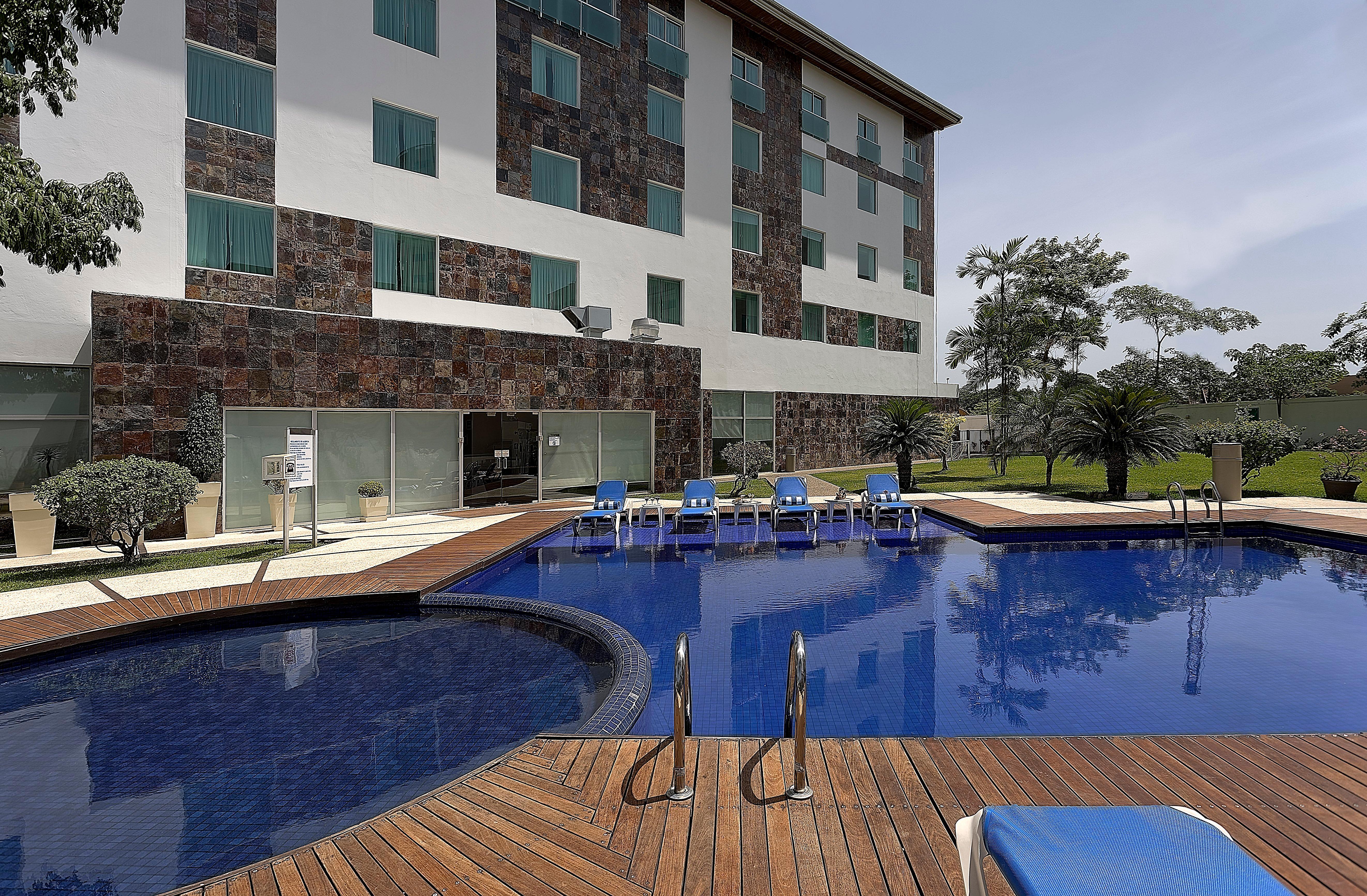 Holiday Inn Express Villahermosa By Ihg Buitenkant foto